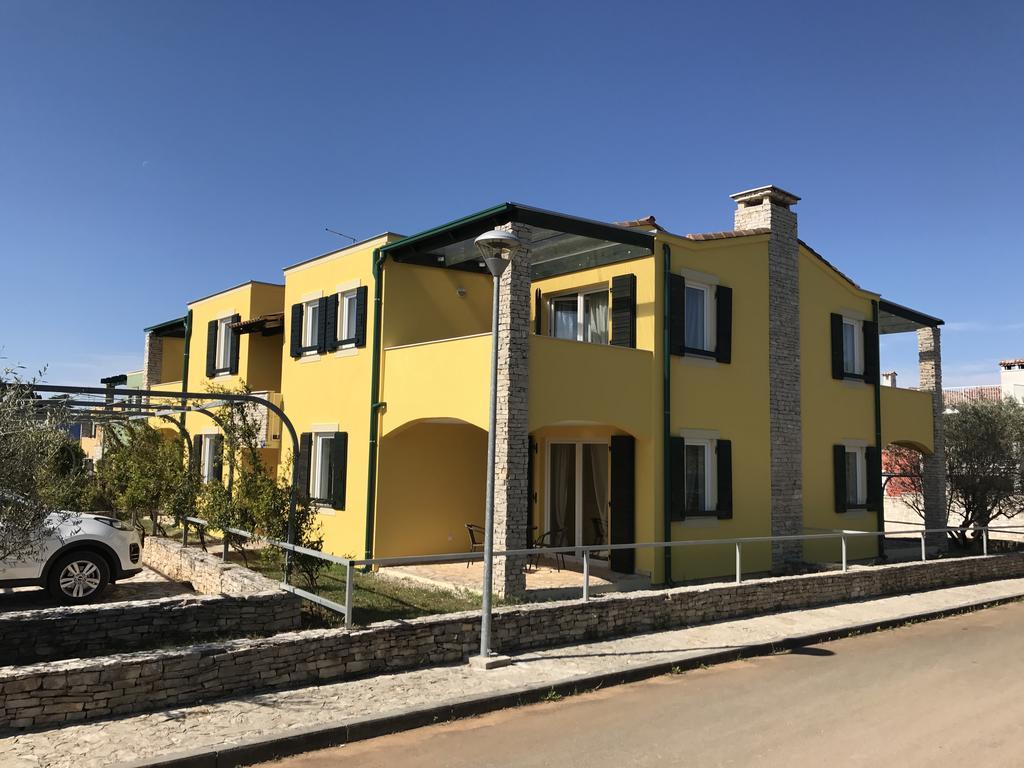 Apartmani Svjetionik Umag Exteriör bild