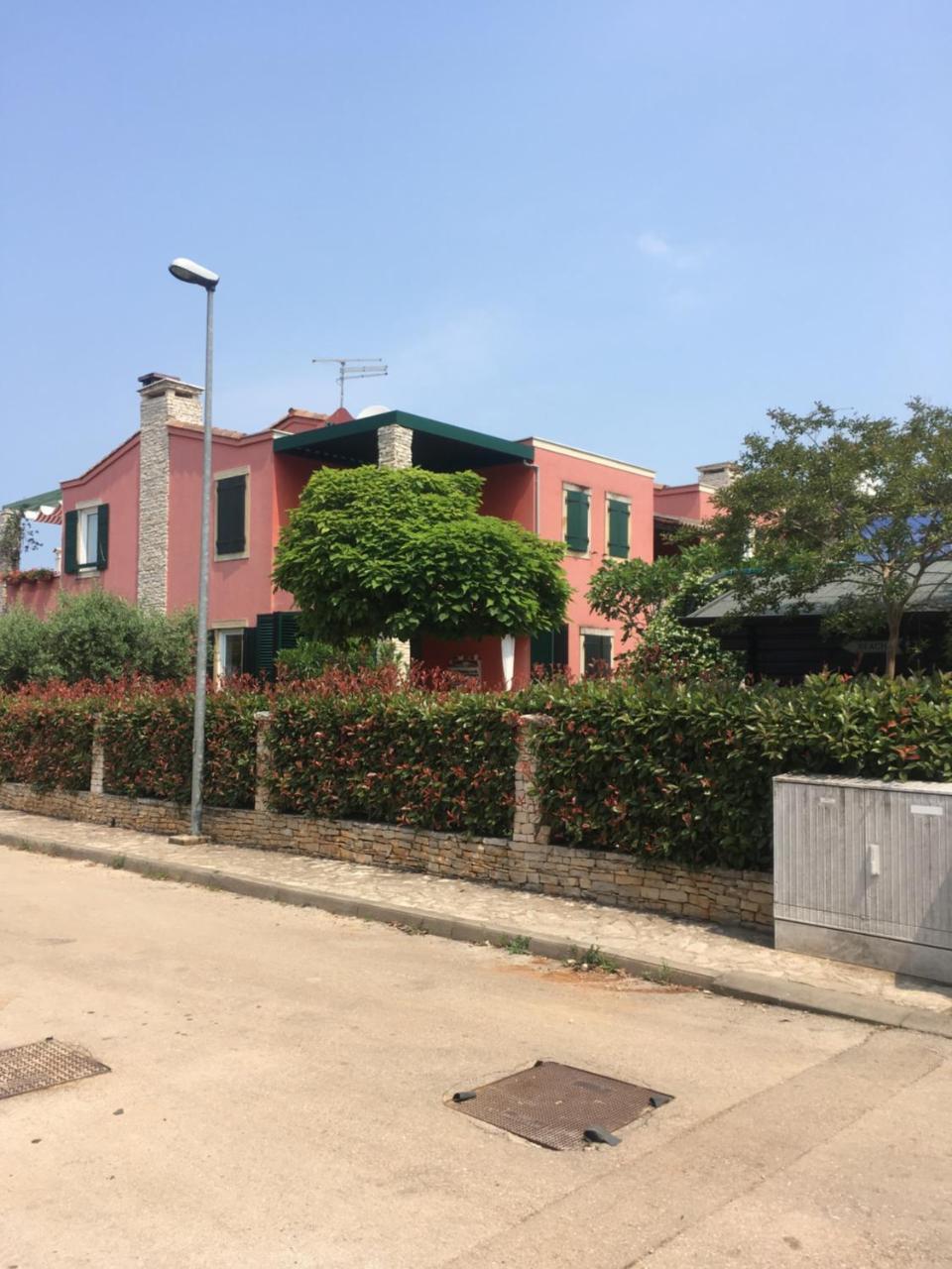 Apartmani Svjetionik Umag Exteriör bild