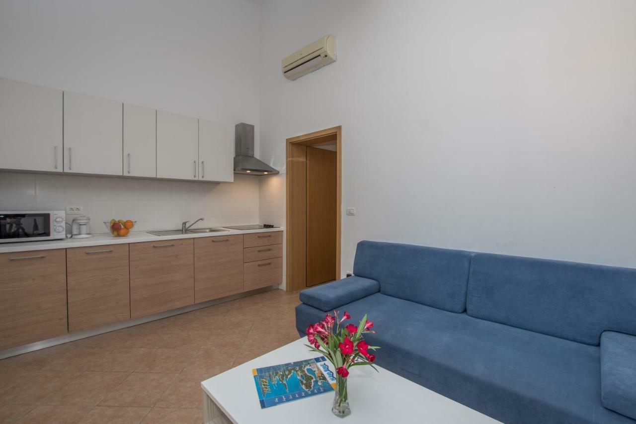 Apartmani Svjetionik Umag Exteriör bild