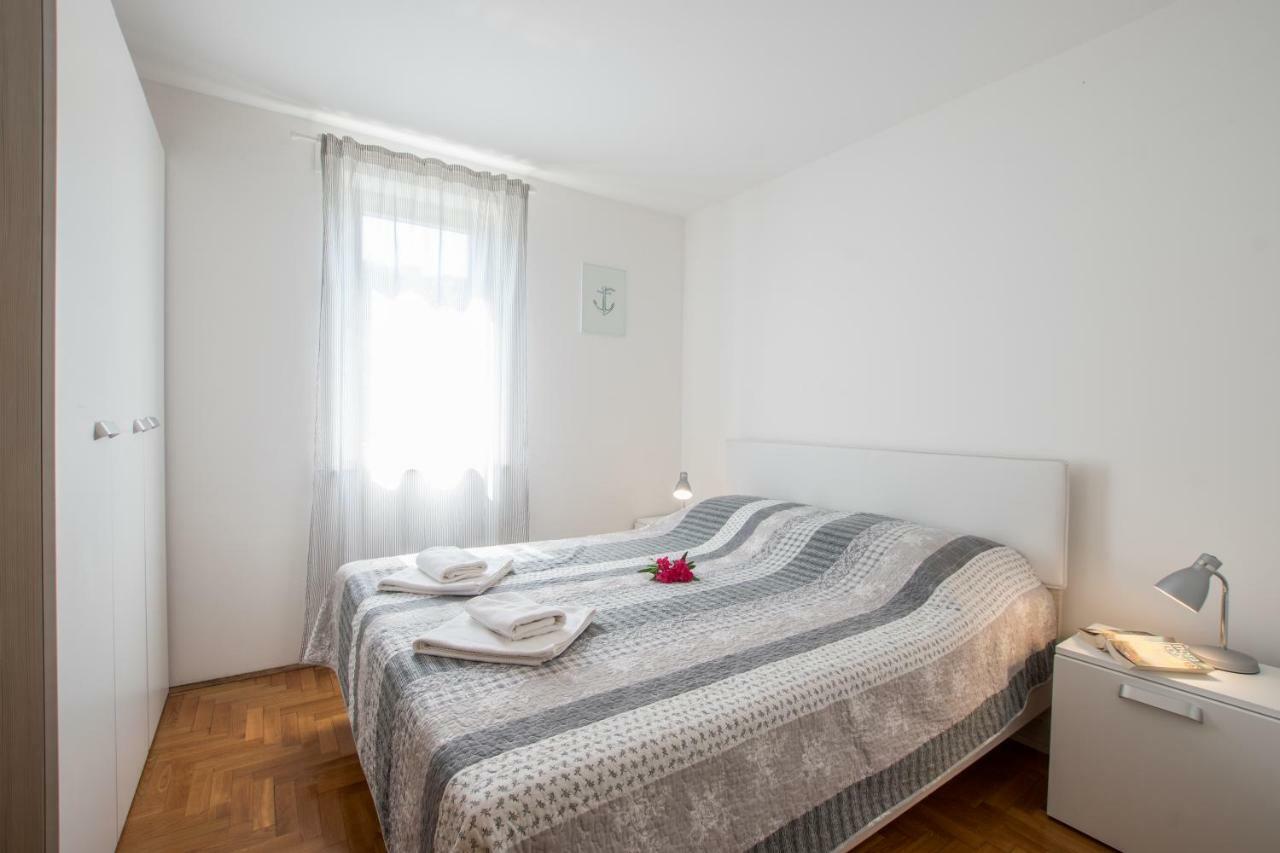 Apartmani Svjetionik Umag Exteriör bild